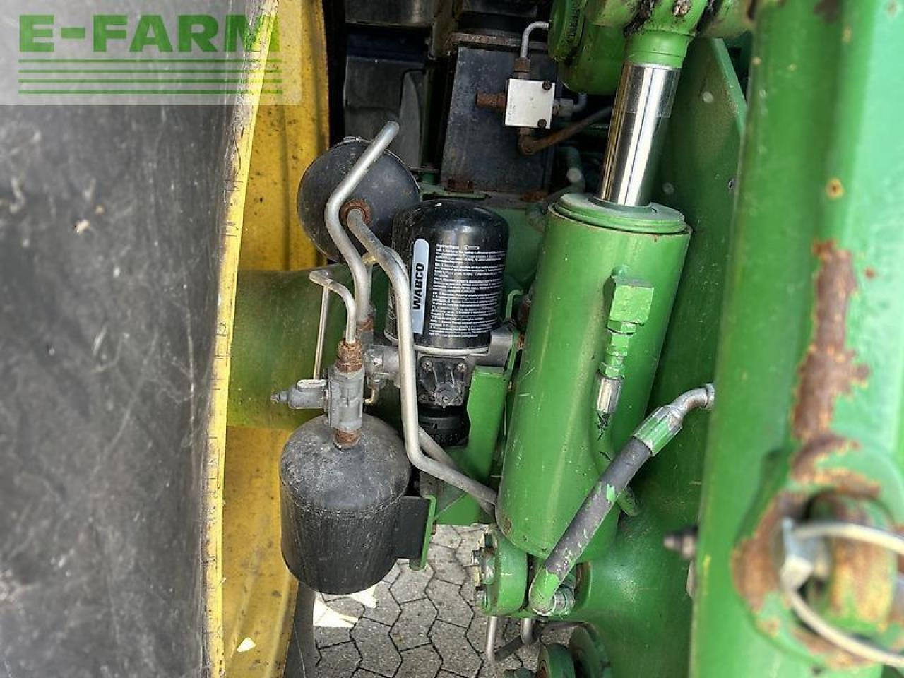 Tractor John Deere 8320r: foto 7 Tractor John Deere 8320r: foto 7