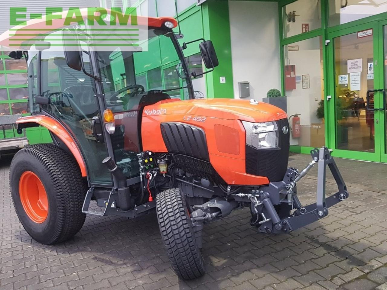 Tractor Kubota l2-452 h winterdienstpaket: foto 9 Tractor Kubota l2-452 h winterdienstpaket: foto 9