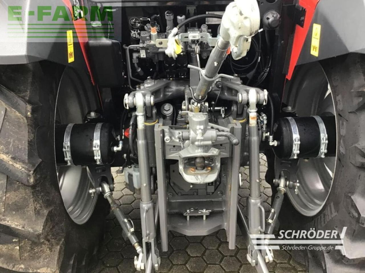 Massey Ferguson 4709 m cab essential - Tractor: foto 5 Massey Ferguson 4709 m cab essential - Tractor: foto 5