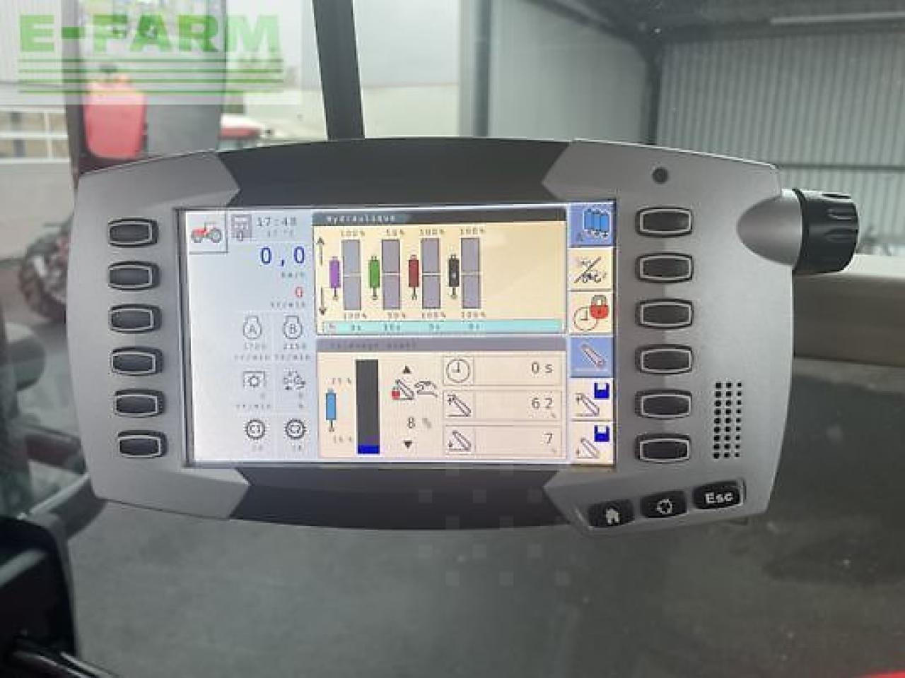 Tractor Massey Ferguson 6715s: foto 8