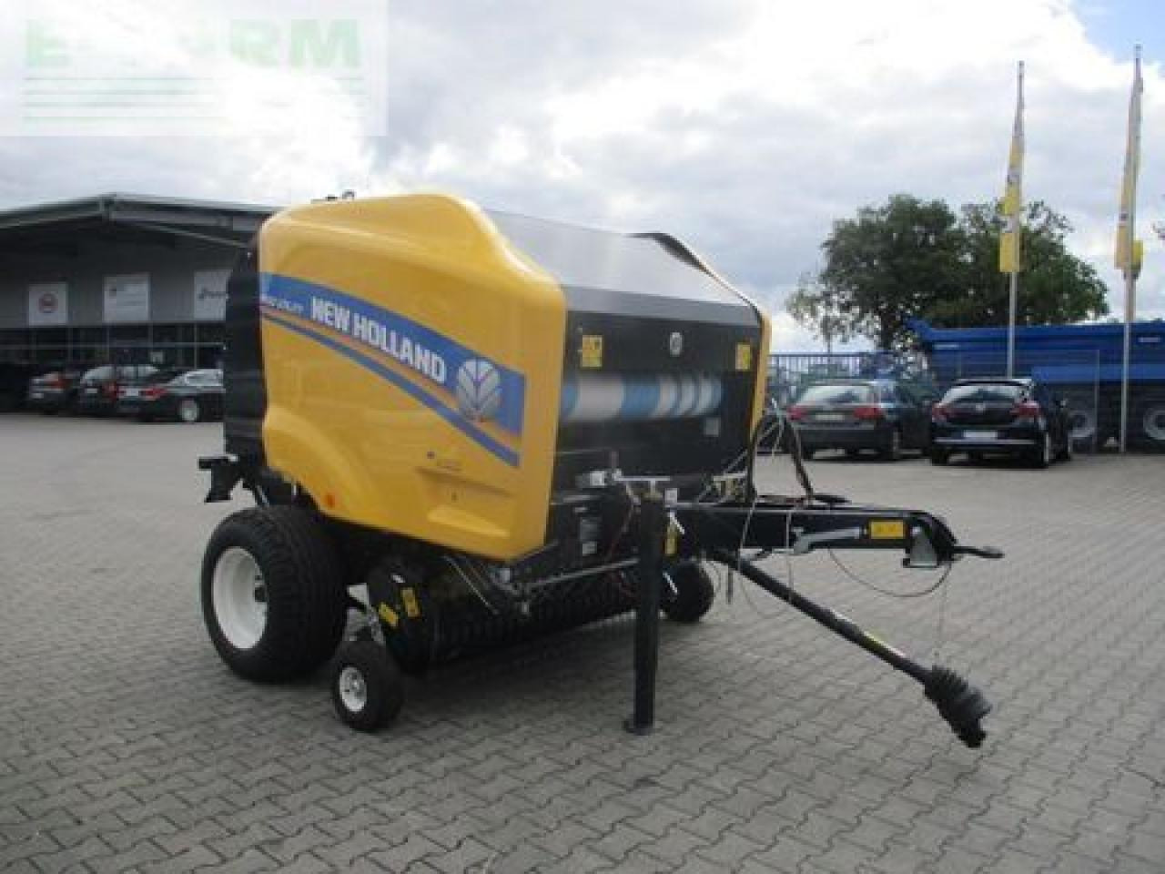New Holland br 150 utility - Empacadora de pacas cuadradas: foto 4 New Holland br 150 utility - Empacadora de pacas cuadradas: foto 4