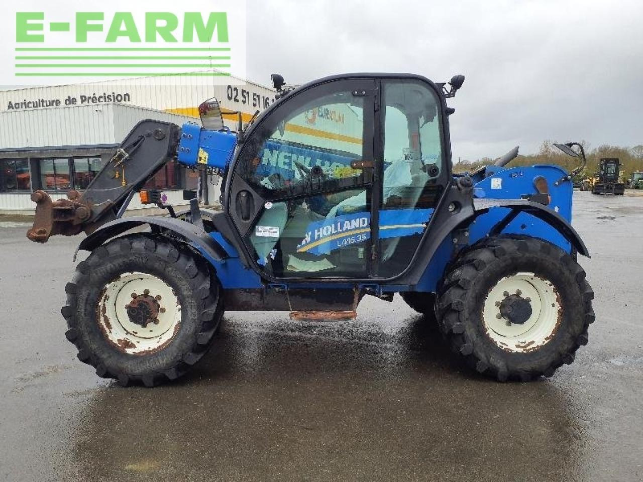 New Holland lm6-35 - Manipulador telescópico: foto 1 New Holland lm6-35 - Manipulador telescópico: foto 1