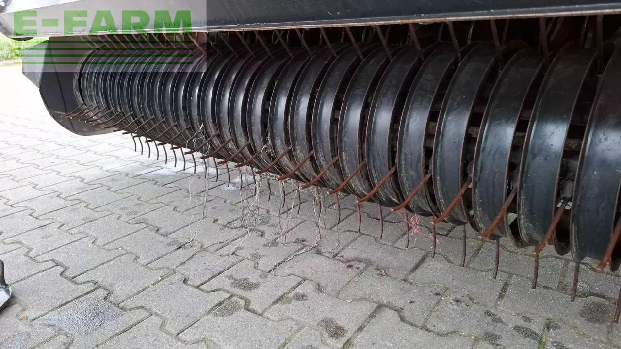 Empacadora de pacas cuadradas New Holland rb 180: foto 6 Empacadora de pacas cuadradas New Holland rb 180: foto 6