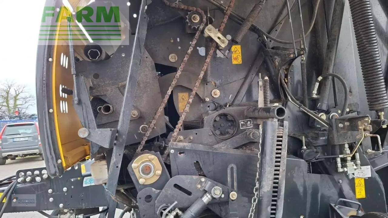 Empacadora de pacas cuadradas New Holland rb 180: foto 7 Empacadora de pacas cuadradas New Holland rb 180: foto 7