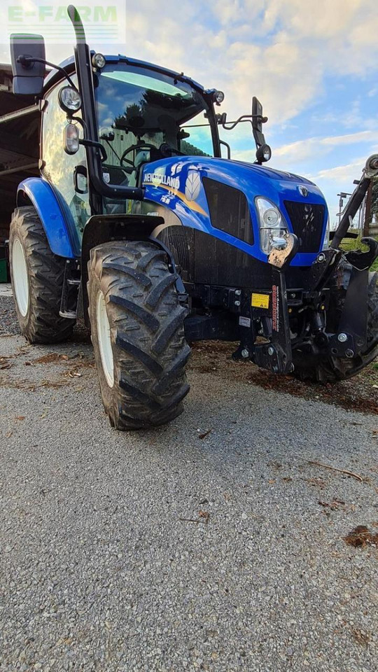 New Holland t 5.85 - Tractor: foto 5 New Holland t 5.85 - Tractor: foto 5