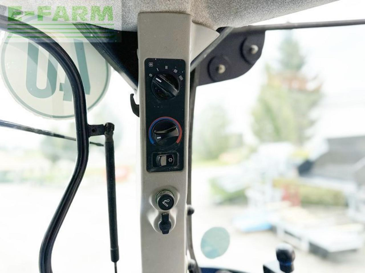 Tractor New Holland t6020 delta Delta: foto 11