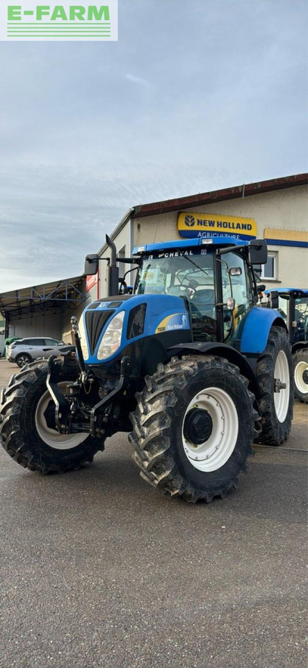 New Holland t6090 - Tractor: foto 3 New Holland t6090 - Tractor: foto 3