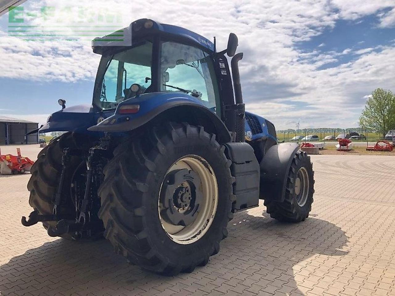 New Holland t8.360 - Tractor: foto 5 New Holland t8.360 - Tractor: foto 5