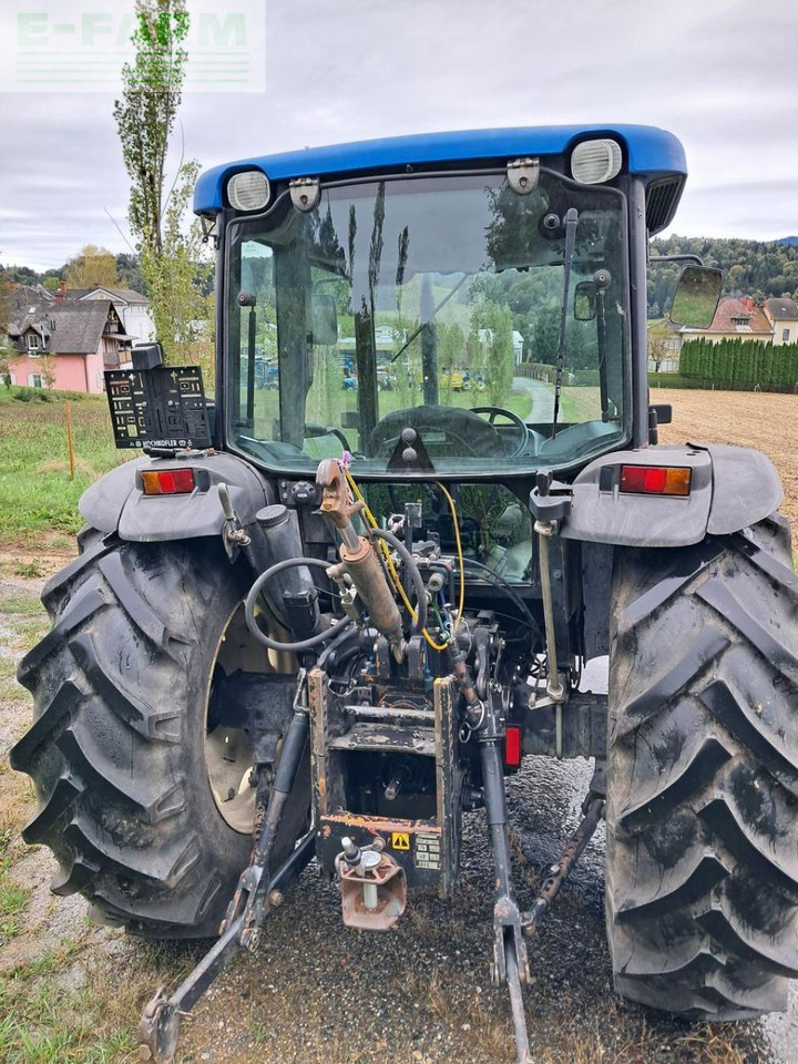 New Holland tn-d 70 D - Tractor: foto 2 New Holland tn-d 70 D - Tractor: foto 2