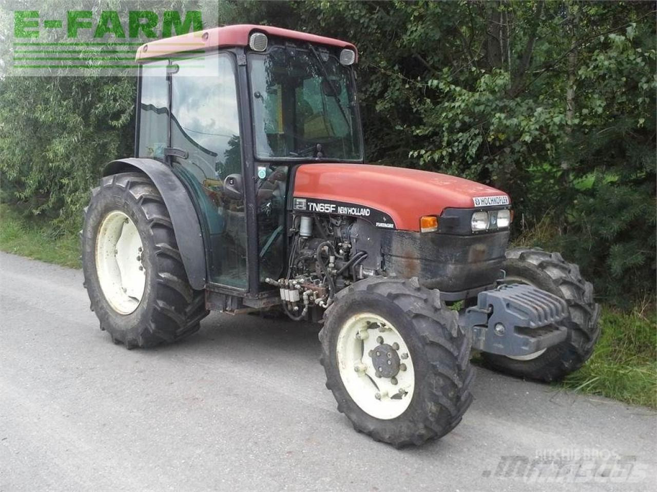 New Holland tn-f 65 - Tractor: foto 4 New Holland tn-f 65 - Tractor: foto 4