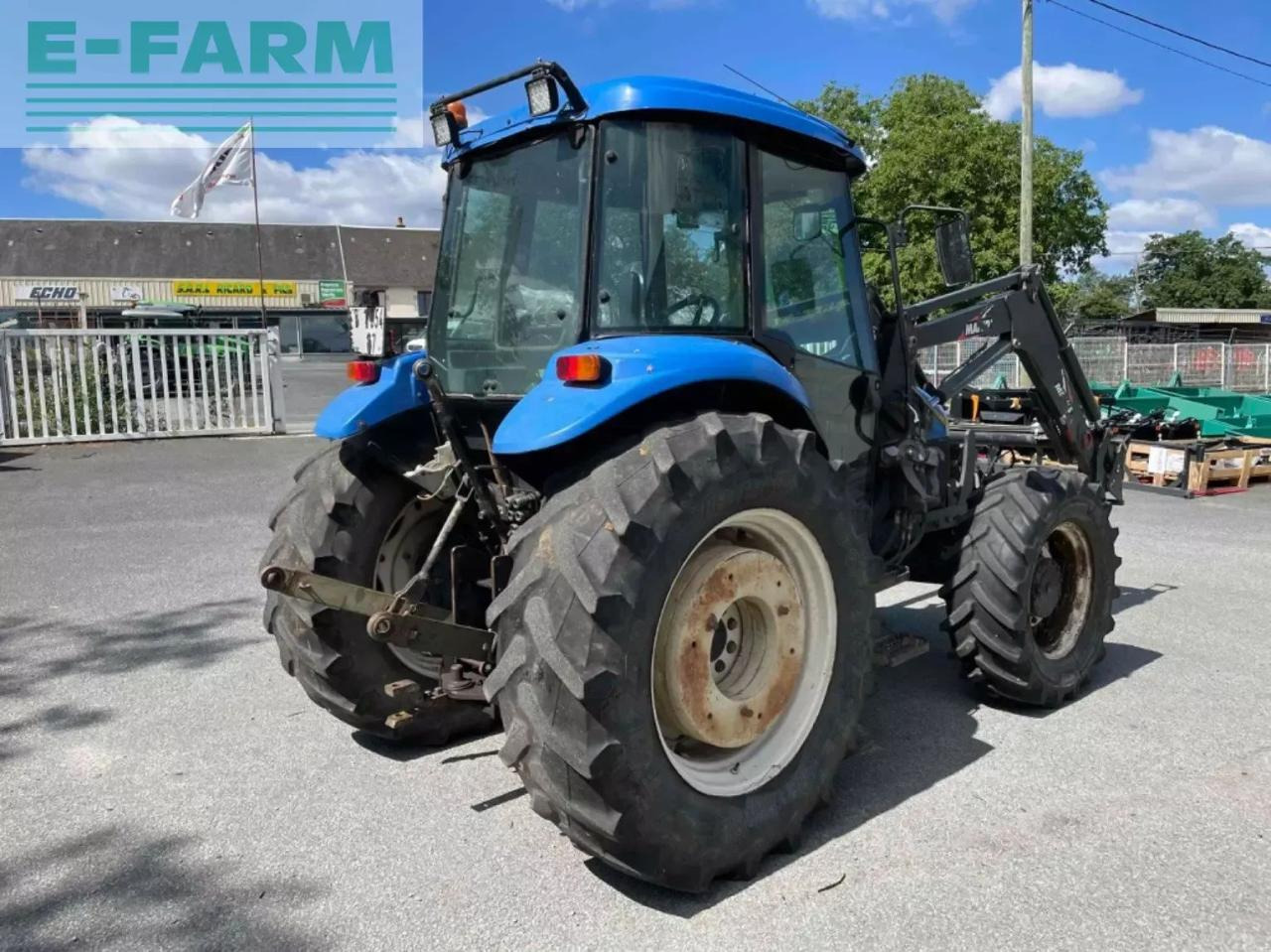 Tractor New Holland tracteur agricole td85d new holland D: foto 6