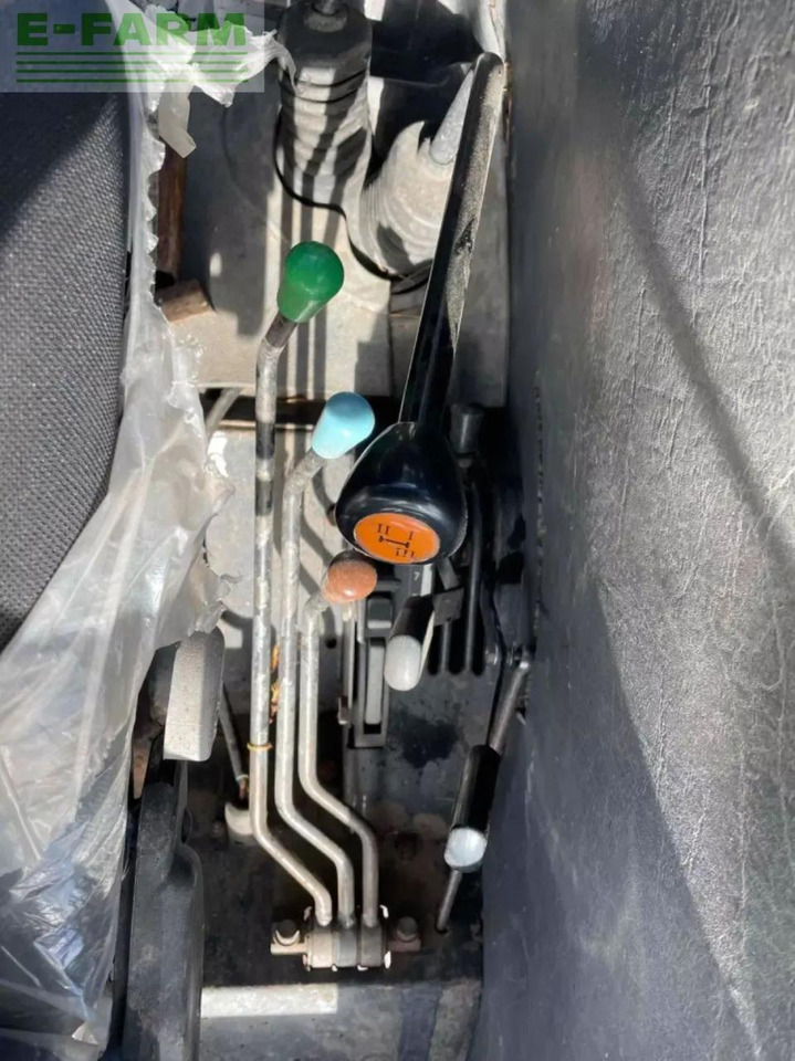 Tractor New Holland tracteur agricole td85d new holland D: foto 8