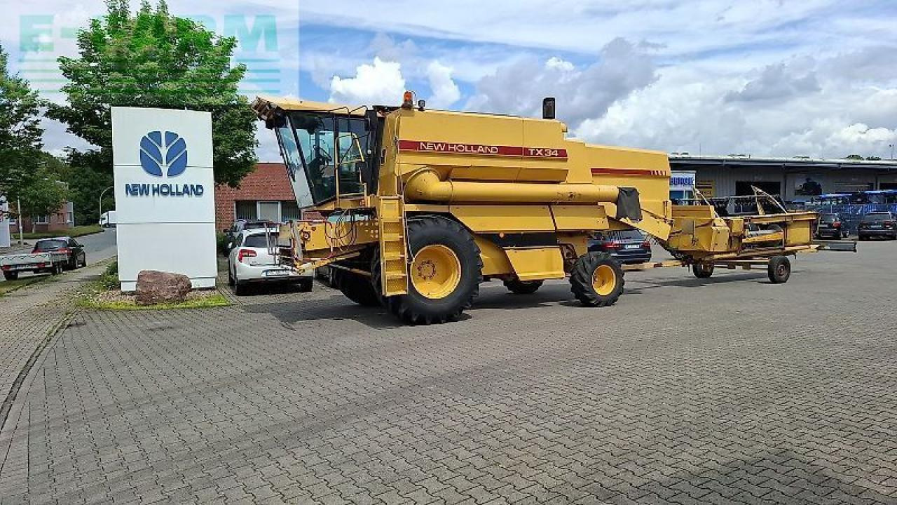 New Holland tx 34 / tx34 - Cosechadora de granos: foto 1 New Holland tx 34 / tx34 - Cosechadora de granos: foto 1