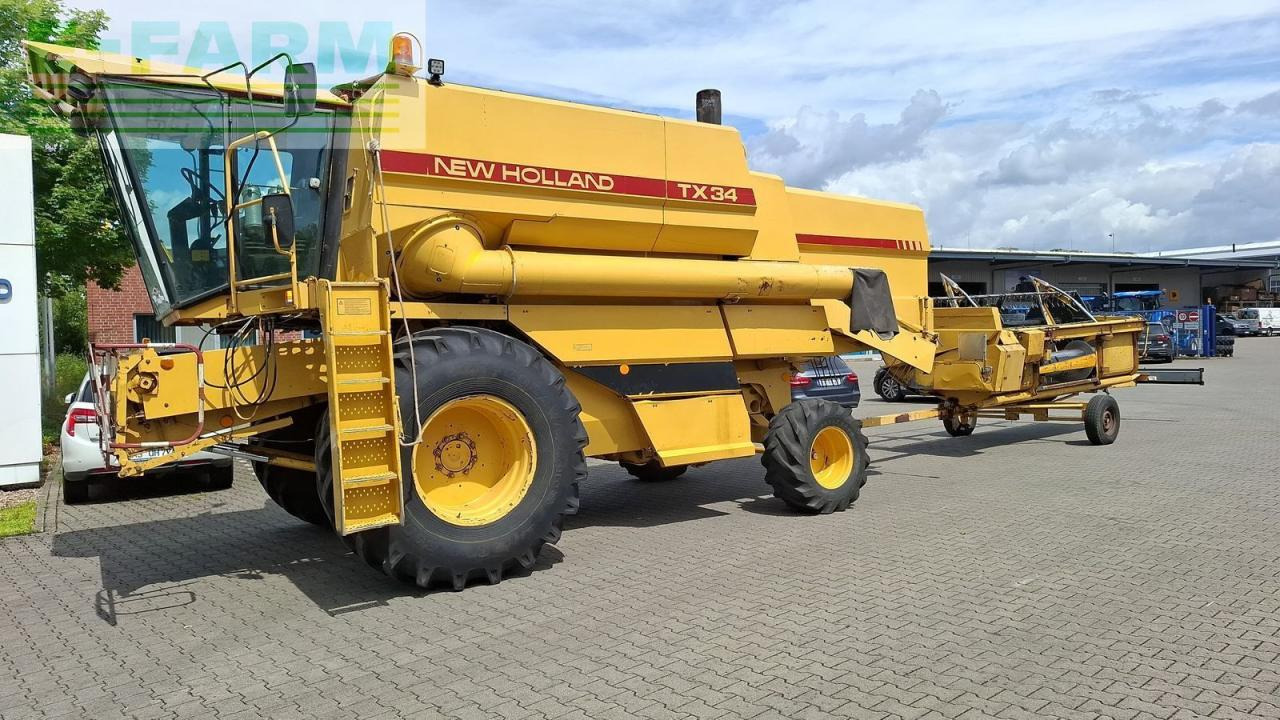 New Holland tx 34 / tx34 - Cosechadora de granos: foto 5 New Holland tx 34 / tx34 - Cosechadora de granos: foto 5