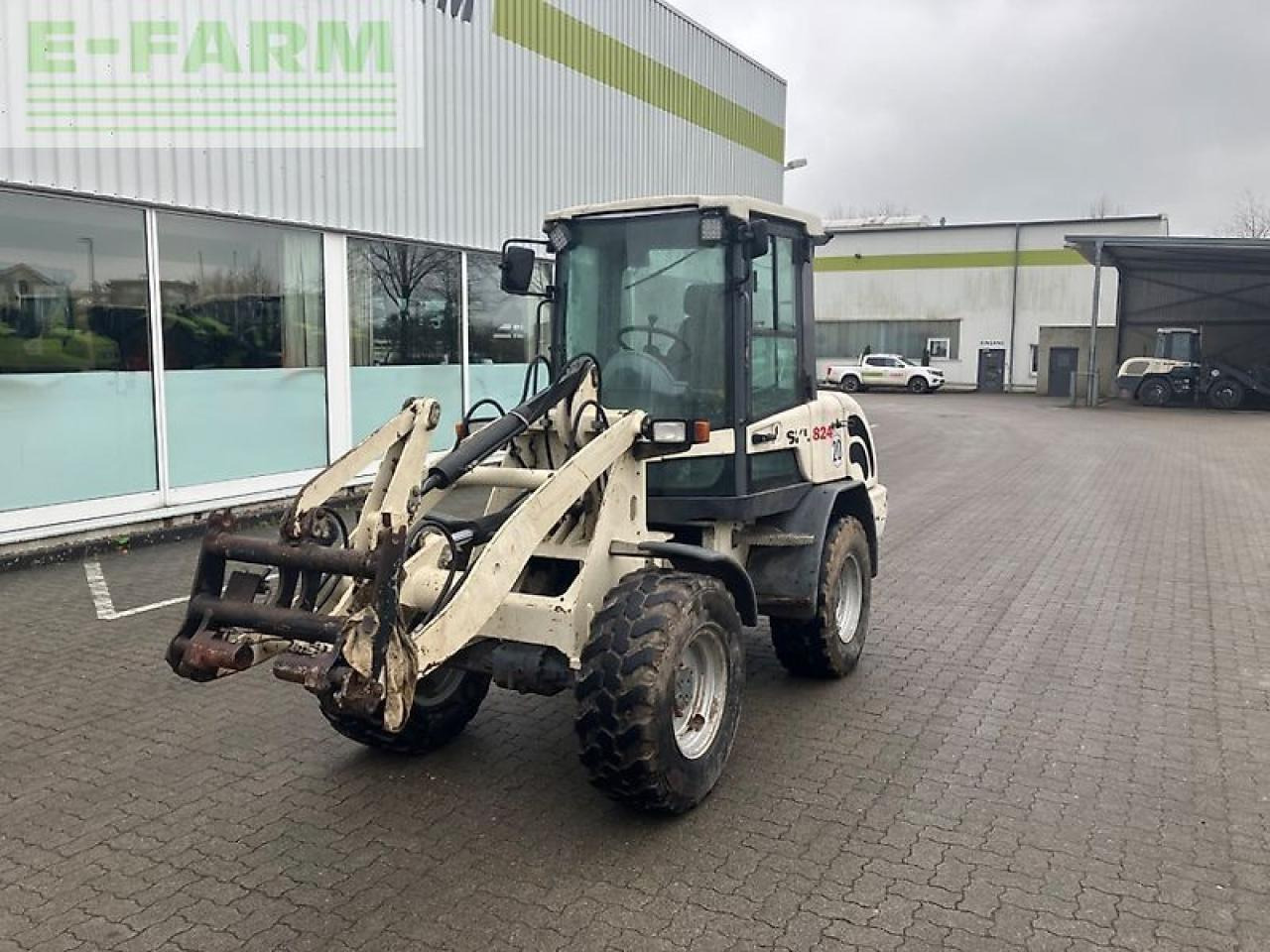 Miniexcavadora Schaeff skl 824: foto 6