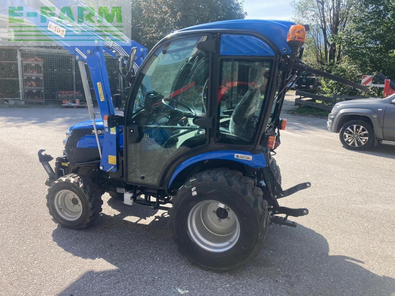 Solis 26 hst + fl - Tractor: foto 4 Solis 26 hst + fl - Tractor: foto 4