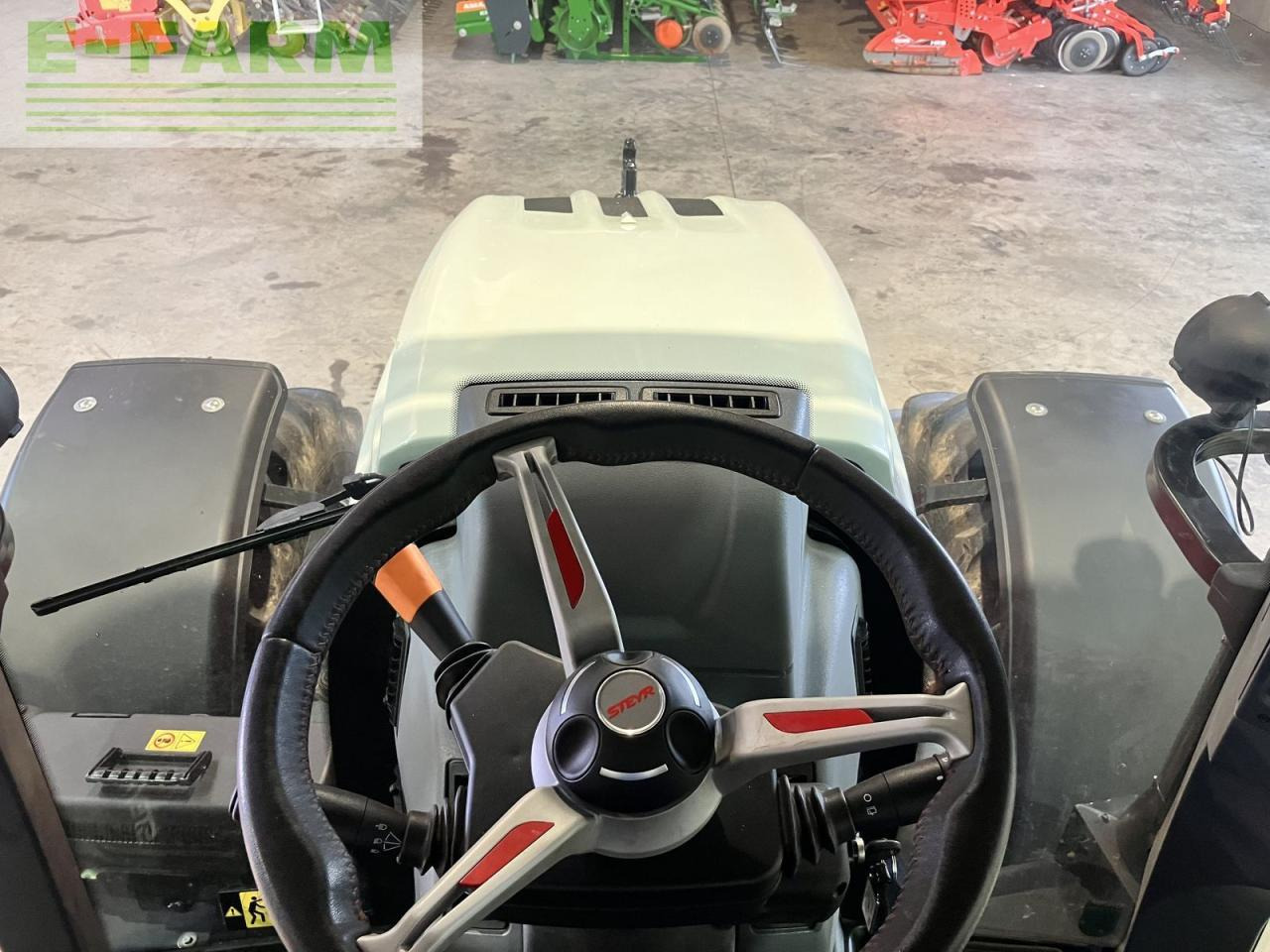 Tractor Steyr 4120 expert cvt CVT: foto 17 Tractor Steyr 4120 expert cvt CVT: foto 17