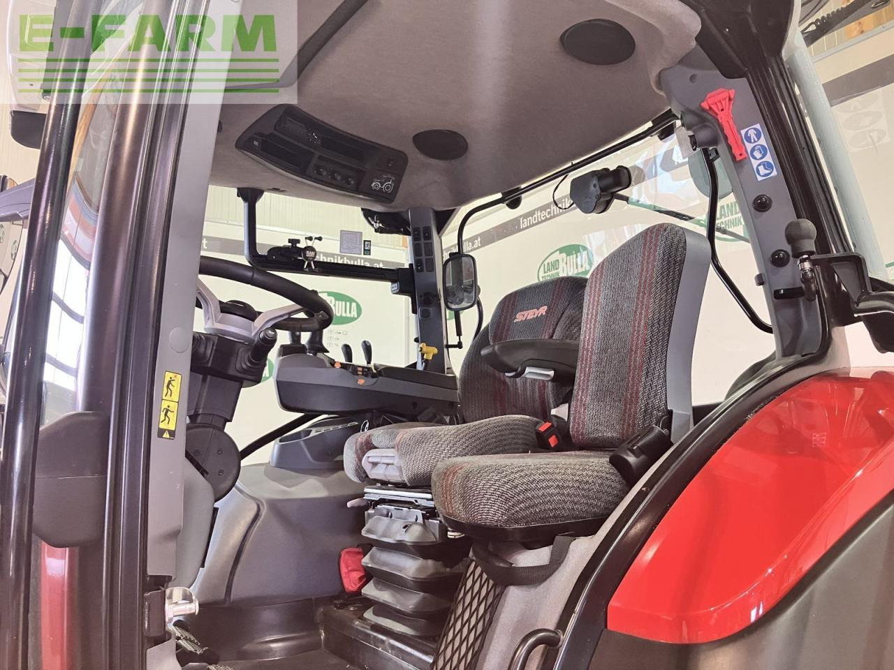 Tractor Steyr 4120 expert cvt CVT: foto 13 Tractor Steyr 4120 expert cvt CVT: foto 13