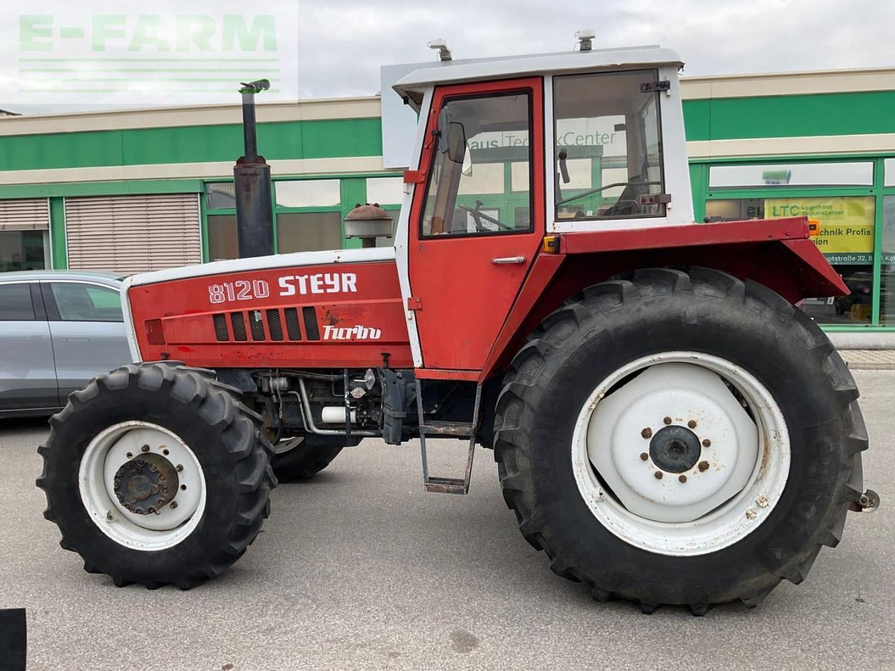 Steyr 8120 - Tractor: foto 2 Steyr 8120 - Tractor: foto 2
