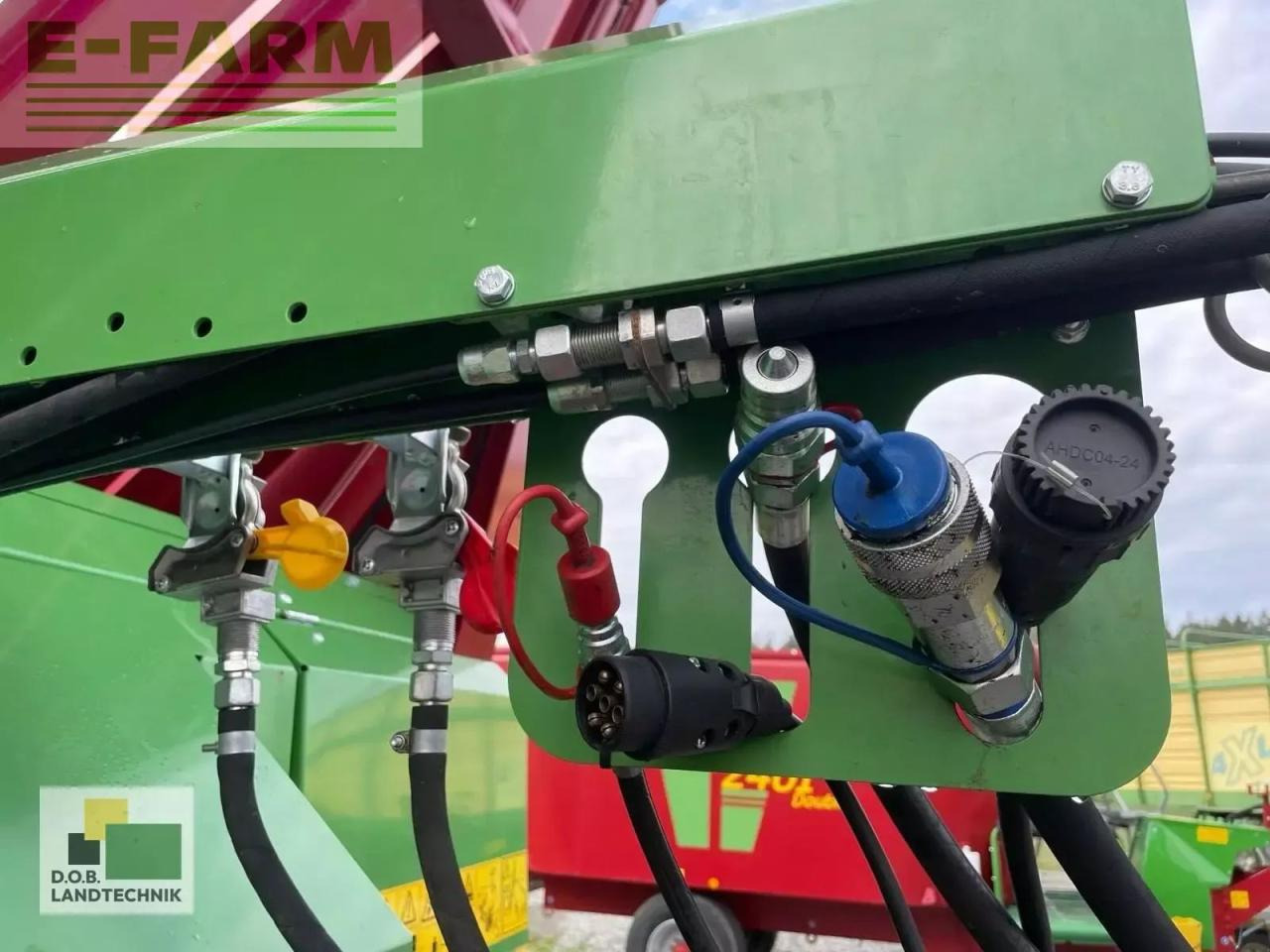 Remolque autocargador Strautmann magnon cfs 8-370: foto 13