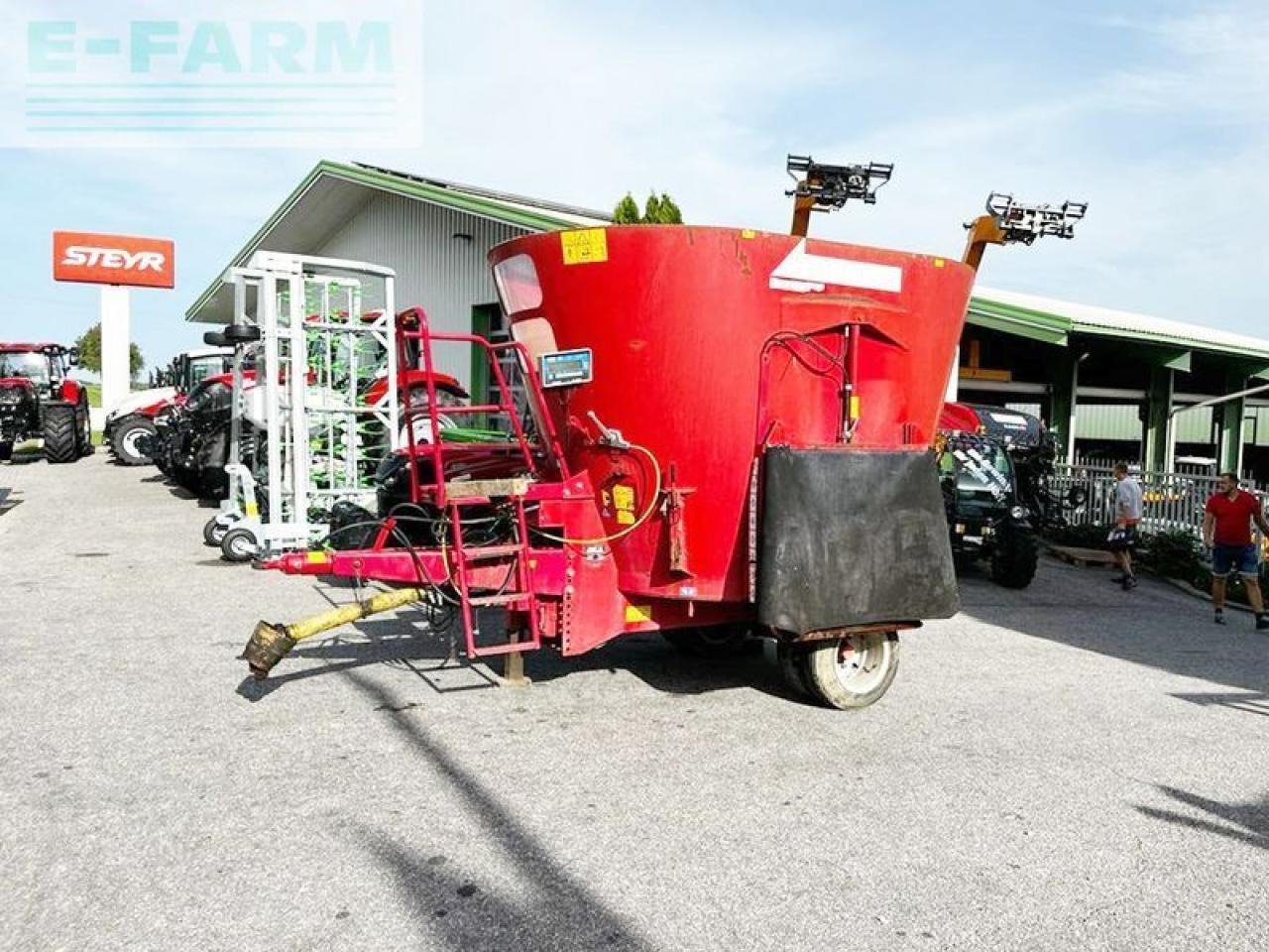 Trioliet solomix 1000 futtermischwagen - Maquinaria ganadera: foto 1 Trioliet solomix 1000 futtermischwagen - Maquinaria ganadera: foto 1