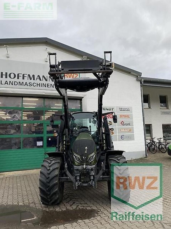 Valtra g135 v schlepper - Tractor: foto 1 Valtra g135 v schlepper - Tractor: foto 1