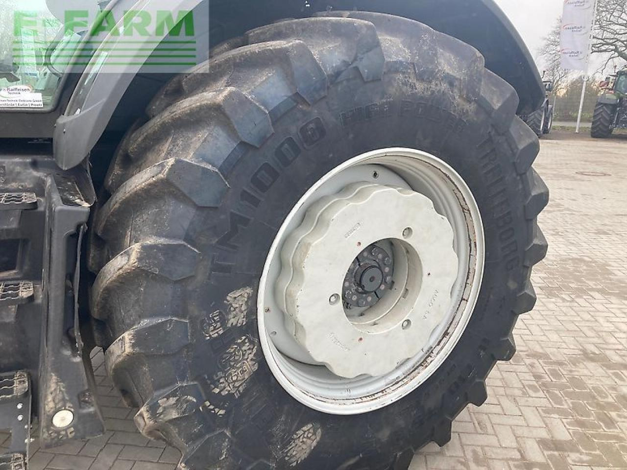 Valtra s374 smarttouch - Tractor: foto 5 Valtra s374 smarttouch - Tractor: foto 5