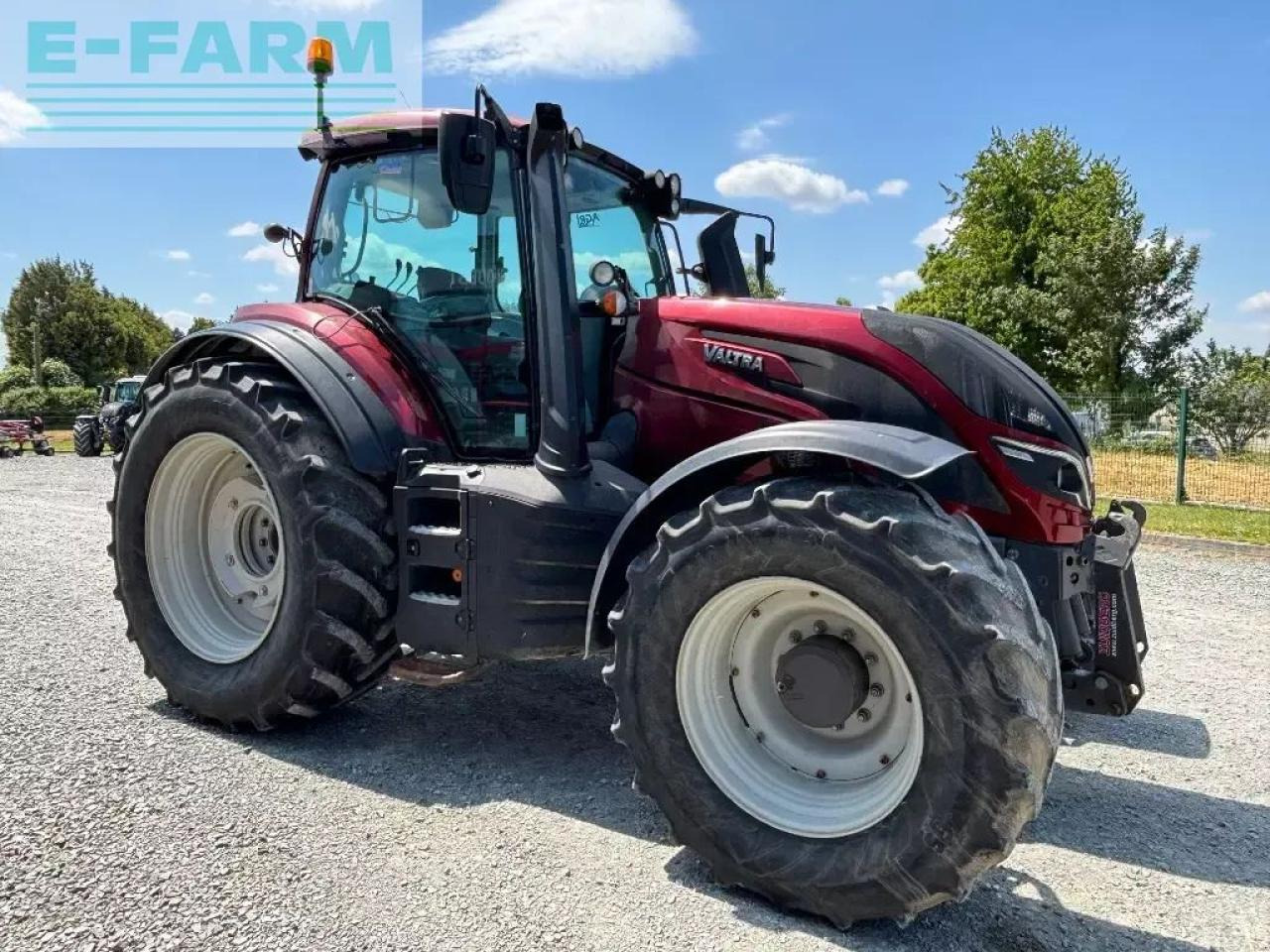Valtra t174 active - Tractor: foto 3 Valtra t174 active - Tractor: foto 3
