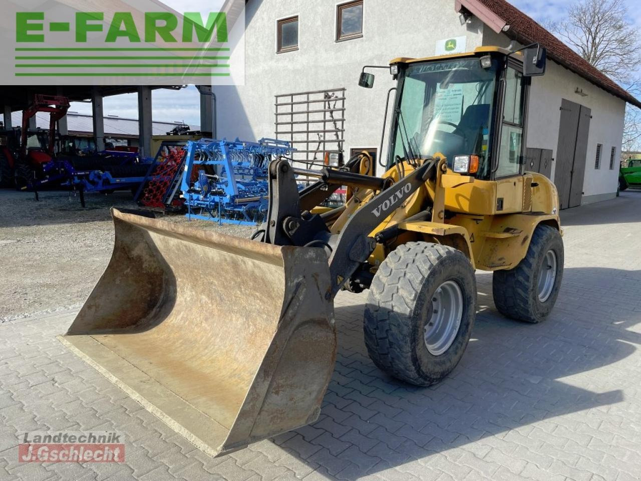 Volvo l 30b pro - Miniexcavadora: foto 1 Volvo l 30b pro - Miniexcavadora: foto 1