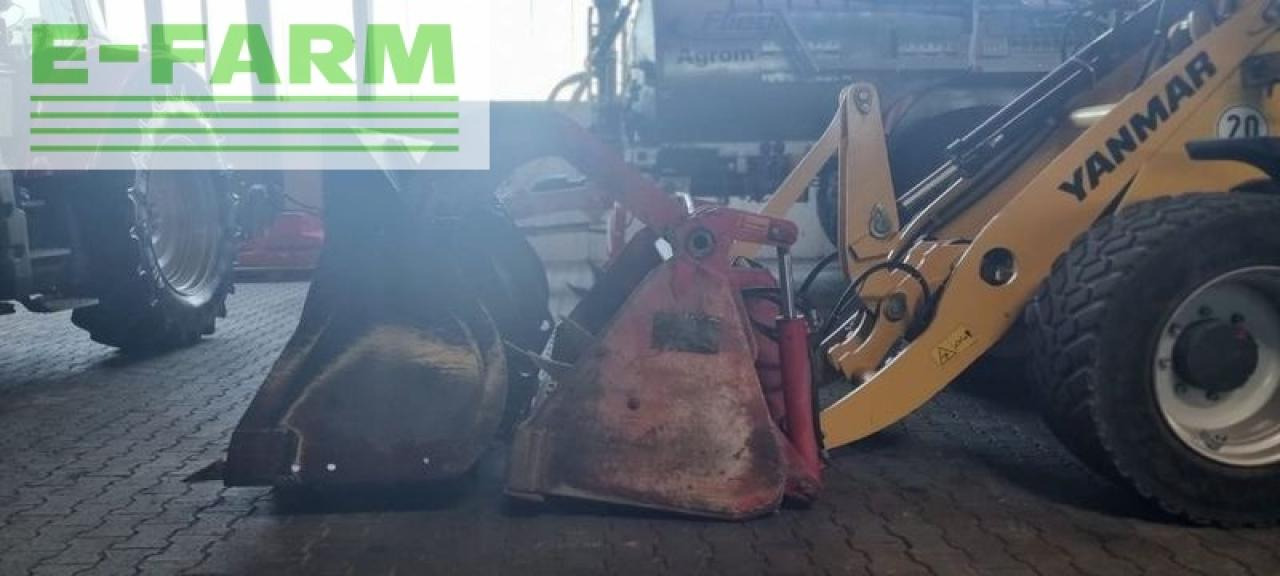 Cargadora de ruedas Yanmar v120: foto 13
