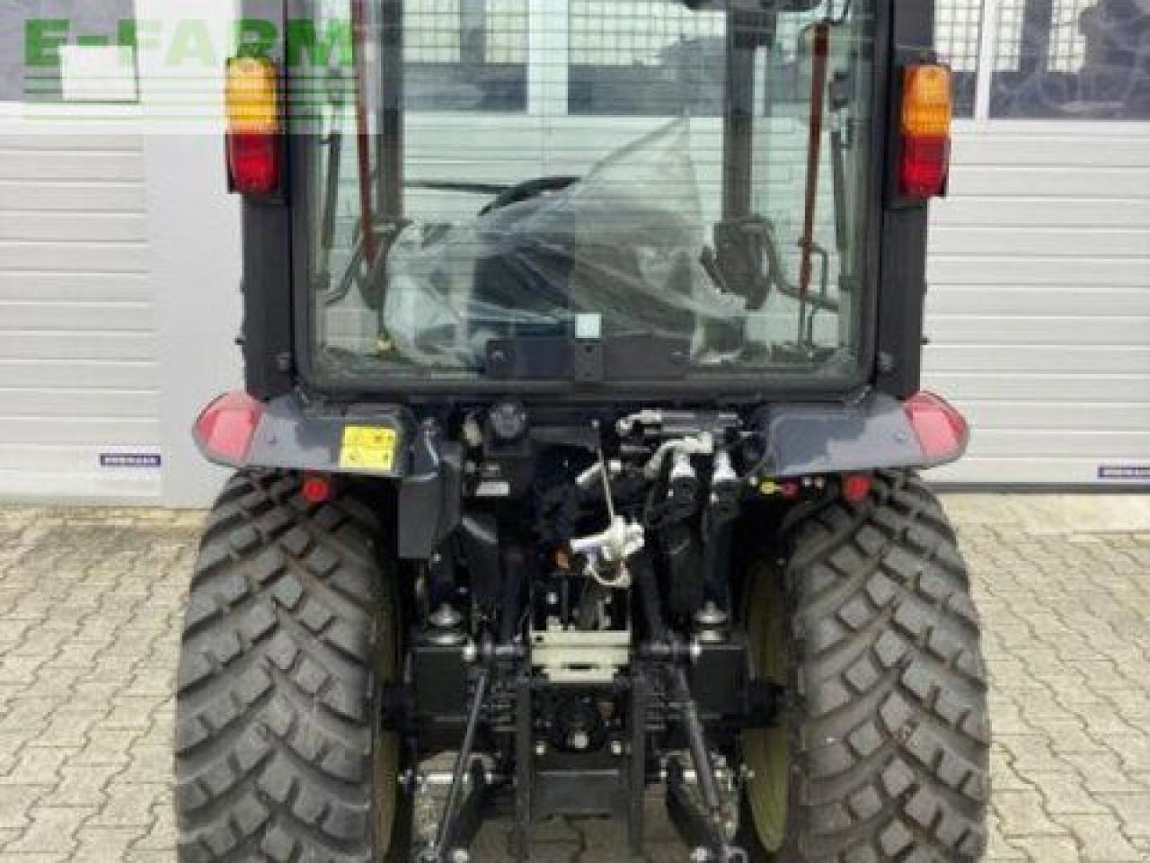 Yanmar yt235 mit kabine yanmar trakto - Tractor: foto 3 Yanmar yt235 mit kabine yanmar trakto - Tractor: foto 3