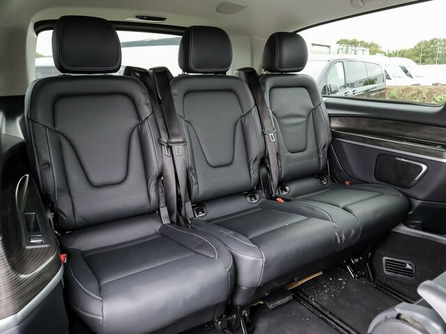 MERCEDES-BENZ V 300 Avantgarde Extralang,2xSchiebetür el.,AHK... - Minibús, Furgoneta de pasajeros: foto 4 MERCEDES-BENZ V 300 Avantgarde Extralang,2xSchiebetür el.,AHK... - Minibús, Furgoneta de pasajeros: foto 4