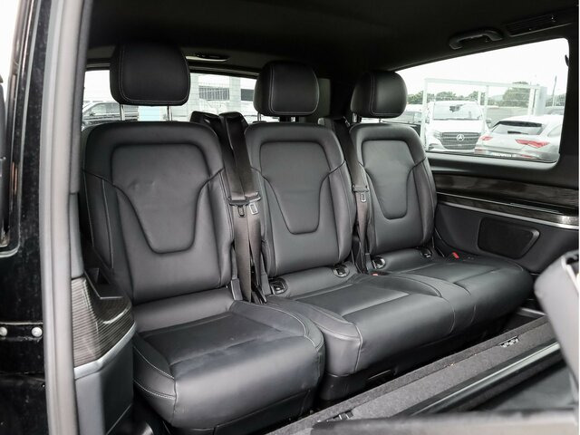 MERCEDES-BENZ V 300 Avantgarde Extralang,Allrad,2Schiebetüren - Minibús, Furgoneta de pasajeros: foto 4 MERCEDES-BENZ V 300 Avantgarde Extralang,Allrad,2Schiebetüren - Minibús, Furgoneta de pasajeros: foto 4