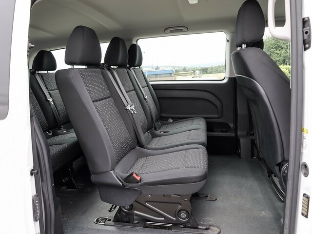 MERCEDES-BENZ Vito 114 TourerPro,Extralang,8Sitzer,Automatik - Minibús, Furgoneta de pasajeros: foto 2 MERCEDES-BENZ Vito 114 TourerPro,Extralang,8Sitzer,Automatik - Minibús, Furgoneta de pasajeros: foto 2