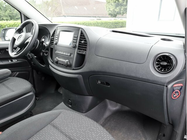 MERCEDES-BENZ Vito 114 TourerPro,Extralang,8Sitzer,Automatik - Minibús, Furgoneta de pasajeros: foto 4 MERCEDES-BENZ Vito 114 TourerPro,Extralang,8Sitzer,Automatik - Minibús, Furgoneta de pasajeros: foto 4