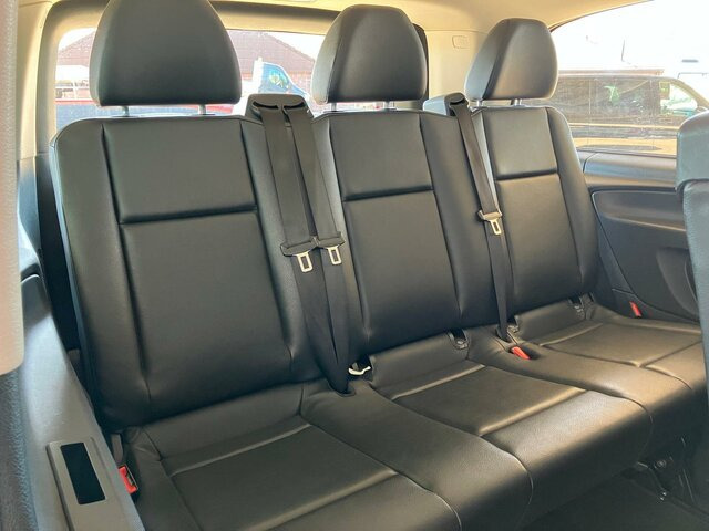 MERCEDES-BENZ Vito 116 TourerPro,lang,Allrad,8Sitze,Automatik - Minibús, Furgoneta de pasajeros: foto 2 MERCEDES-BENZ Vito 116 TourerPro,lang,Allrad,8Sitze,Automatik - Minibús, Furgoneta de pasajeros: foto 2