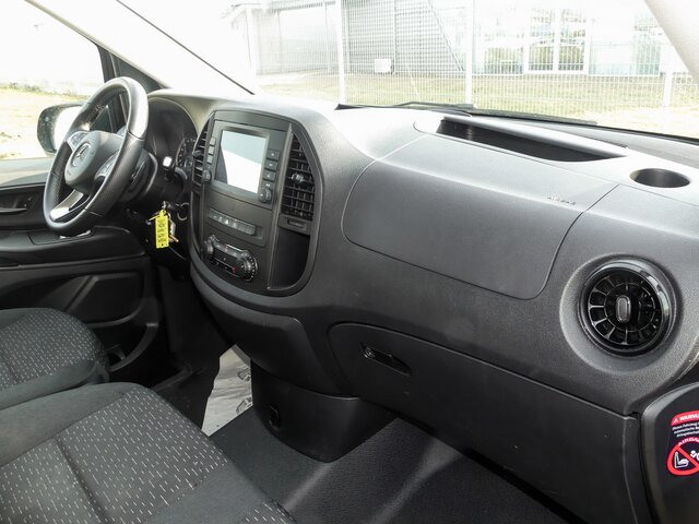 MERCEDES-BENZ Vito 116TourerPro ,Extralang,2xKlima,Kamera,AHK - Minibús, Furgoneta de pasajeros: foto 4 MERCEDES-BENZ Vito 116TourerPro ,Extralang,2xKlima,Kamera,AHK - Minibús, Furgoneta de pasajeros: foto 4