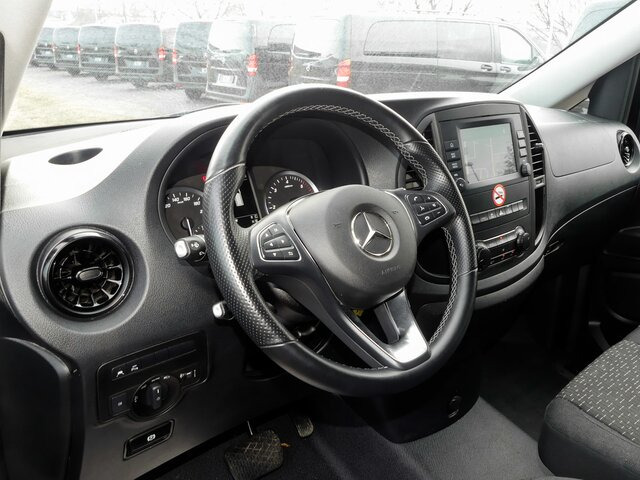 MERCEDES-BENZ Vito 116TourerPro ,Extralang,2xKlima,Kamera,AHK - Minibús, Furgoneta de pasajeros: foto 4 MERCEDES-BENZ Vito 116TourerPro ,Extralang,2xKlima,Kamera,AHK - Minibús, Furgoneta de pasajeros: foto 4
