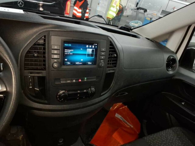 MERCEDES-BENZ Vito116CDI KA Extralang,Automatik,Klima,Kamera... - Furgoneta pequeña: foto 5 MERCEDES-BENZ Vito116CDI KA Extralang,Automatik,Klima,Kamera... - Furgoneta pequeña: foto 5