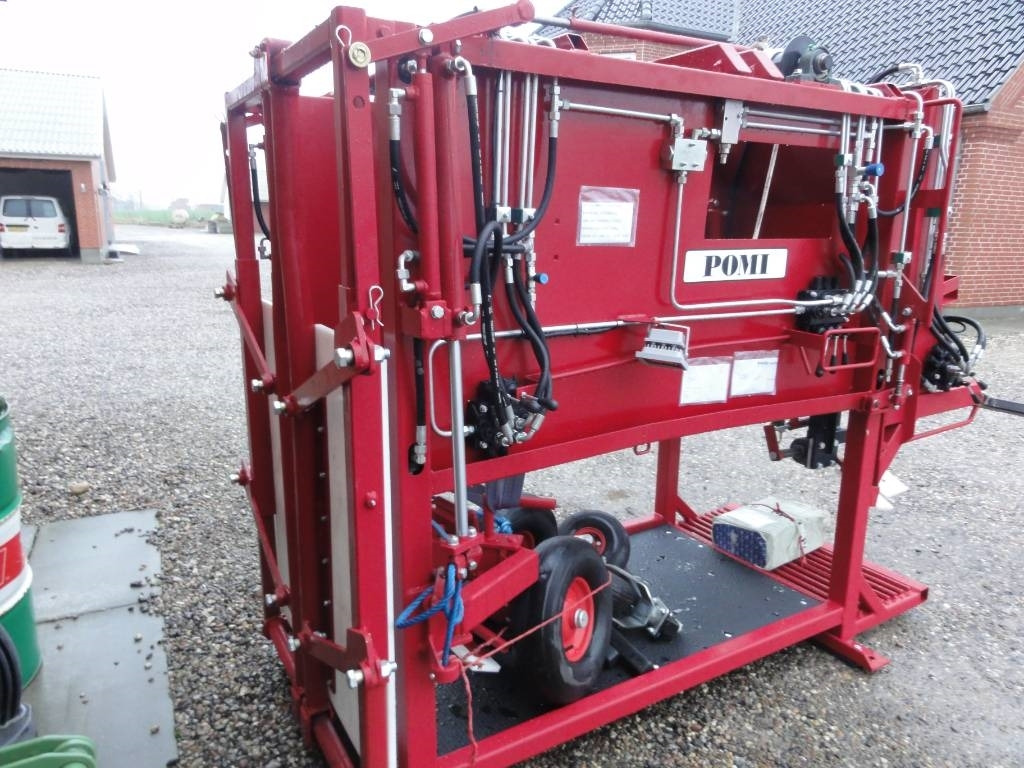Pomi Klovbeskæringsboks / hoof trimming box - Maquinaria agrícola: foto 2 Pomi Klovbeskæringsboks / hoof trimming box - Maquinaria agrícola: foto 2