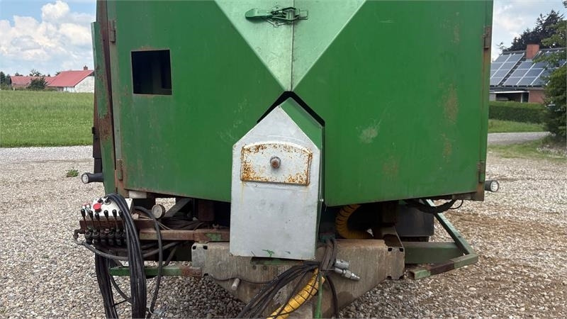 Pomi Renovo 10m3 Pomi - Remolque agrícola: foto 4 Pomi Renovo 10m3 Pomi - Remolque agrícola: foto 4