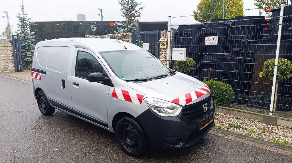 Dacia Dokker Transporter, Kastenwagen mit Schubladen  - Furgoneta pequeña: foto 2 Dacia Dokker Transporter, Kastenwagen mit Schubladen  - Furgoneta pequeña: foto 2