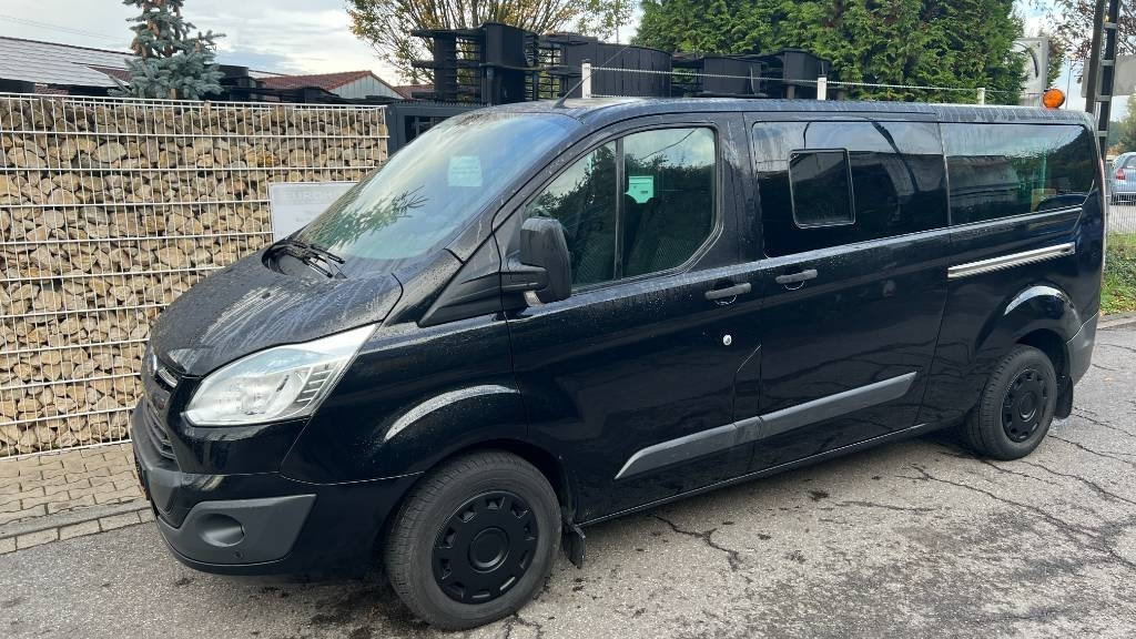 Ford Transit Custom, Kombi, 2 x Klima, PDC, 9-Sitzer - Furgoneta de pasajeros: foto 2 Ford Transit Custom, Kombi, 2 x Klima, PDC, 9-Sitzer - Furgoneta de pasajeros: foto 2