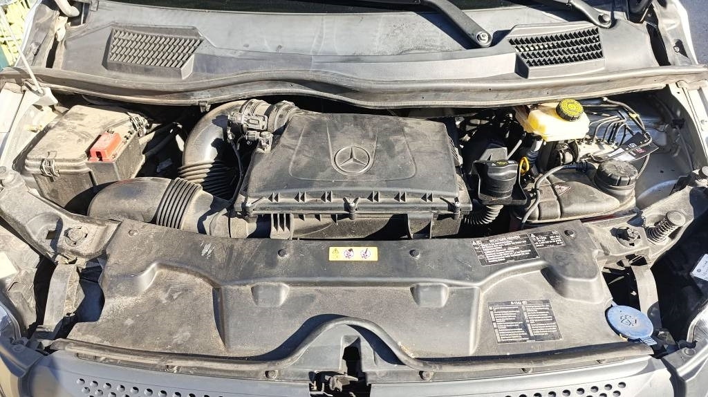 Furgoneta caja cerrada Mercedes-Benz Vito 114 CDI Allrad-Werkstattschränke-Standheizung: foto 30