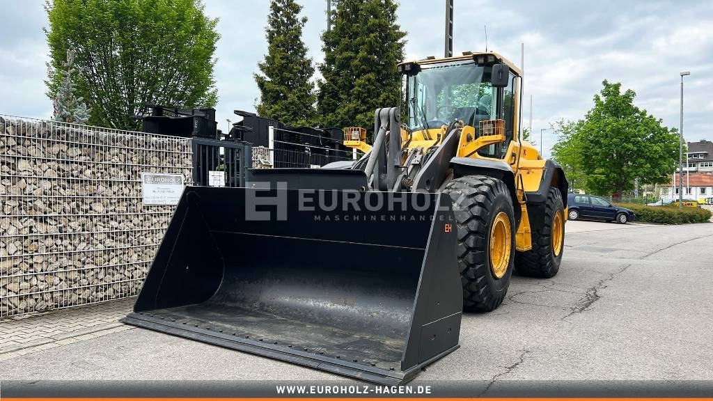 Volvo L 120 G mit Klima und SW, Reifen und Schaufel Neu - Cargadora de ruedas: foto 1 Volvo L 120 G mit Klima und SW, Reifen und Schaufel Neu - Cargadora de ruedas: foto 1