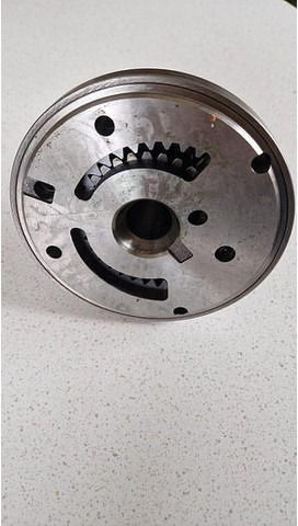 John Deere 4300, 4400, 4500 hyd. PUMPE - Piezas de recambio: foto 5 John Deere 4300, 4400, 4500 hyd. PUMPE - Piezas de recambio: foto 5