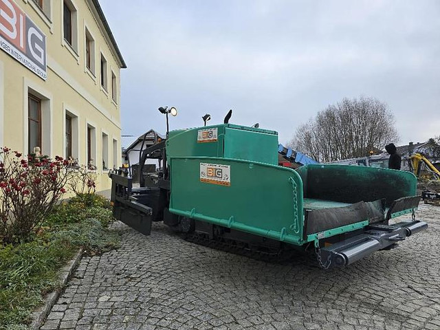 Vögele Super 800 Asphaltfertiger - Construcción de carreteras: foto 4 Vögele Super 800 Asphaltfertiger - Construcción de carreteras: foto 4