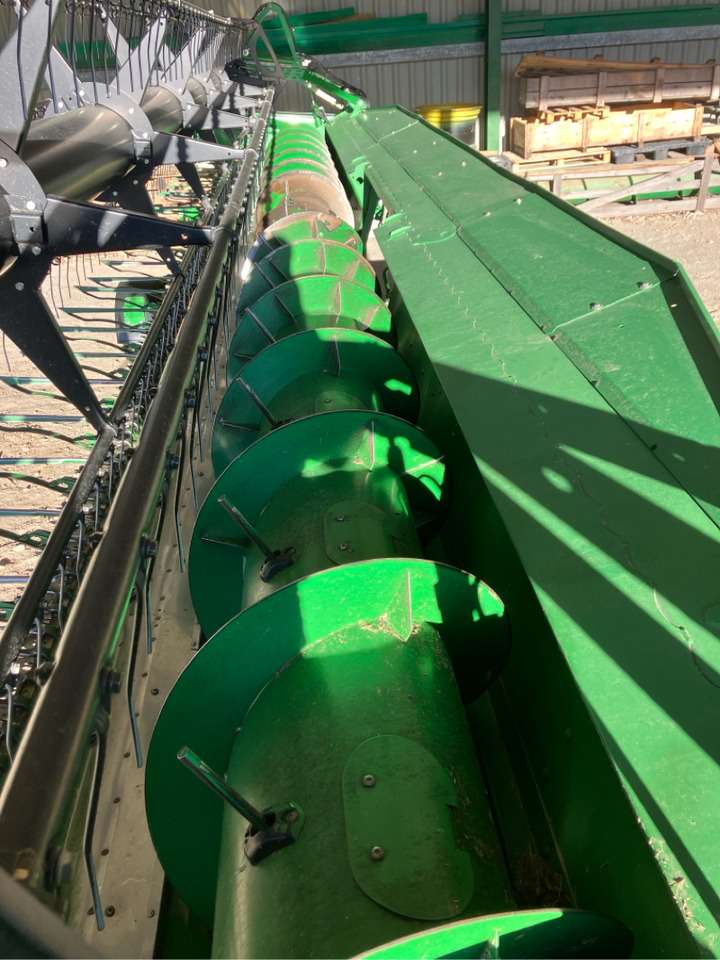 John Deere T670i mit 630X Schneidwerk - Cosechadora de granos: foto 3 John Deere T670i mit 630X Schneidwerk - Cosechadora de granos: foto 3
