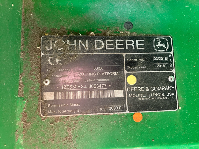 John Deere T670i mit 630X Schneidwerk - Cosechadora de granos: foto 4 John Deere T670i mit 630X Schneidwerk - Cosechadora de granos: foto 4