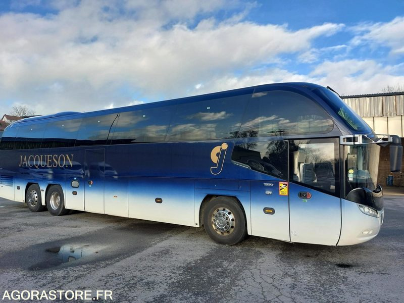 AUTOCAR NEOPLAN CITYLINER P16 L / 14M / 48+1+1+WC / 645008KM - Autocar: foto 4 AUTOCAR NEOPLAN CITYLINER P16 L / 14M / 48+1+1+WC / 645008KM - Autocar: foto 4